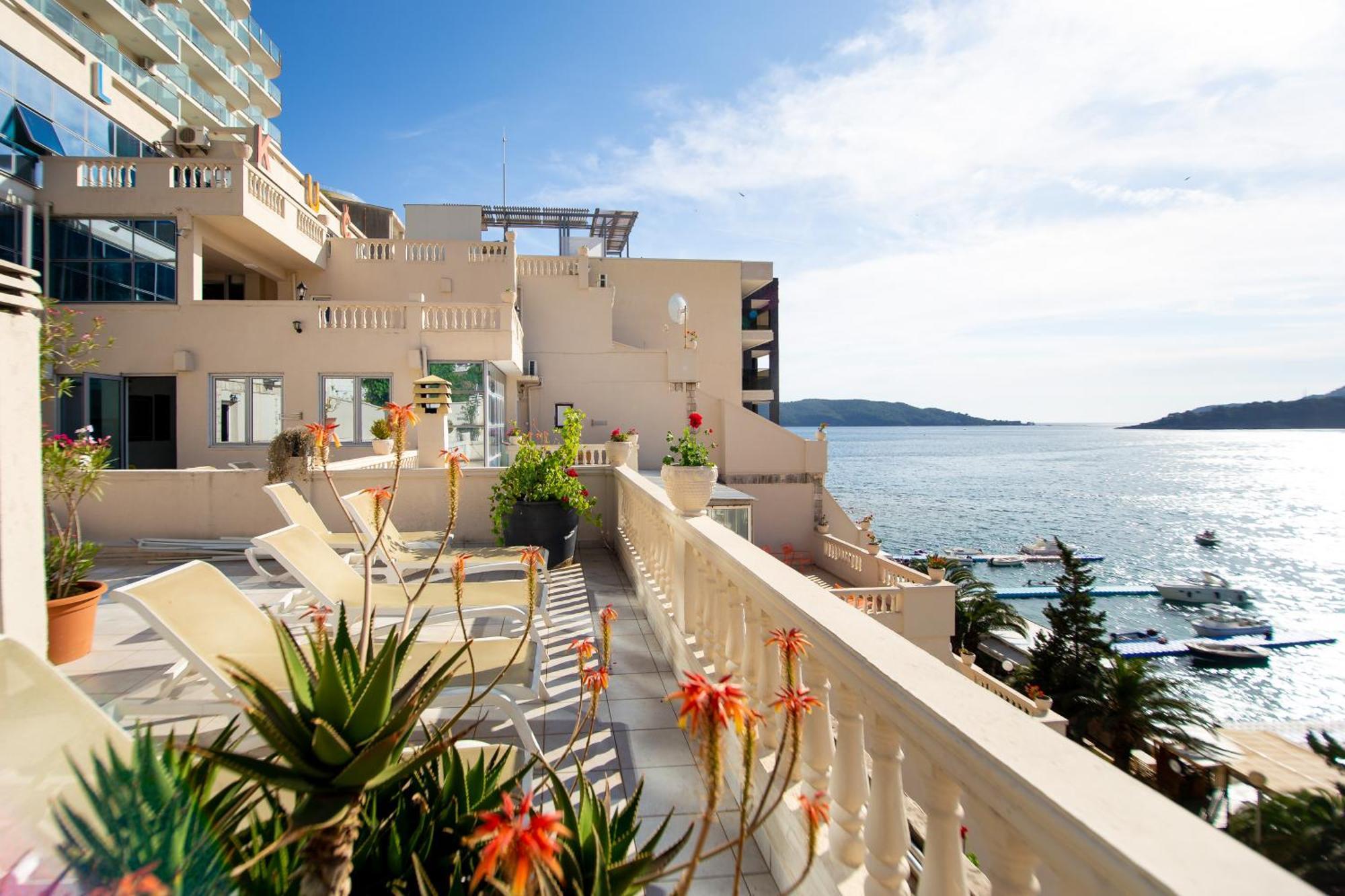 New Kuc By Marvel Budva